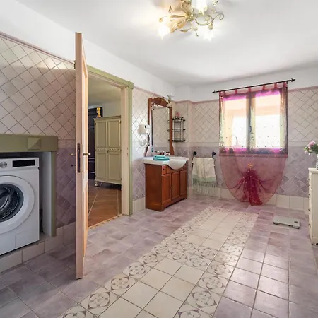 Apartment Bruna's House *